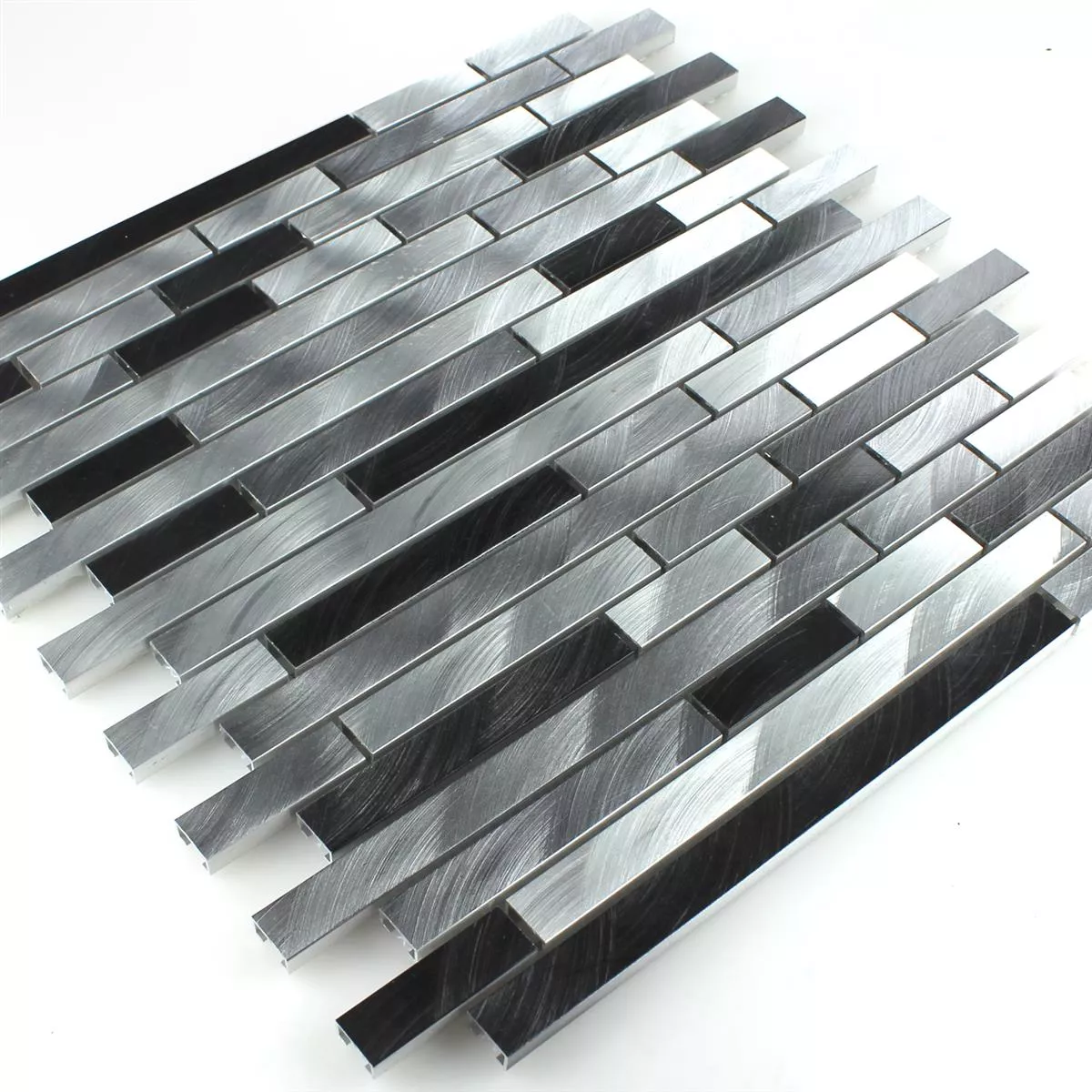 Mønster fra Mosaikkfliser Aluminium Metall Sahara Sølv Mix