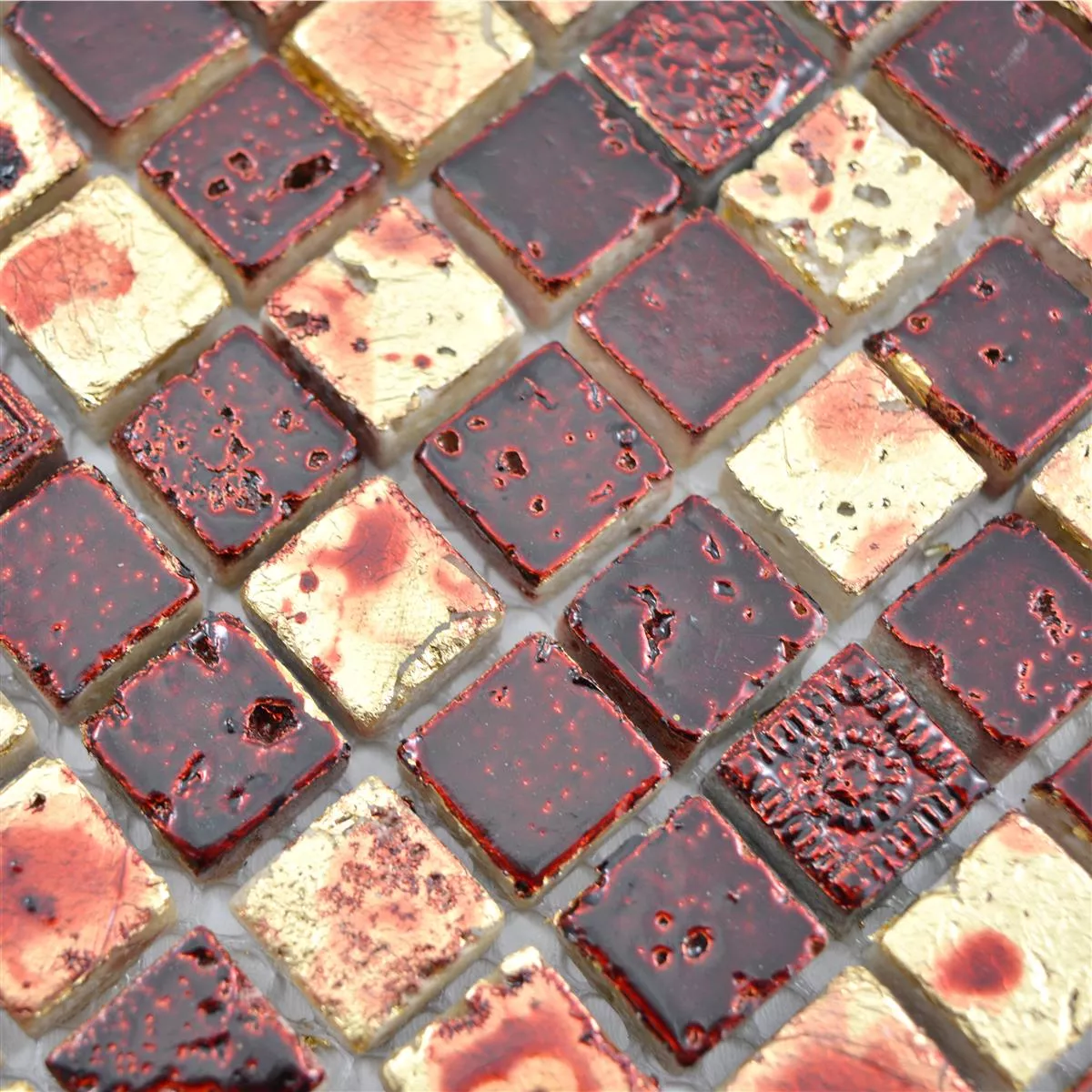 Mønster fra Naturstein Harpiks Mosaikkfliser Lucky Gull Rød