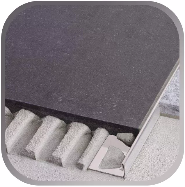 Perfil protector de bordes exteriores Perfil protector de bordes exteriores