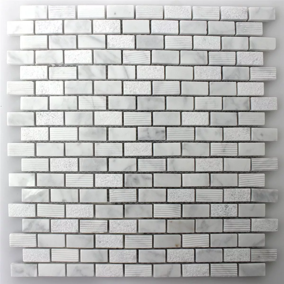 Mozaik Csempe Természetes Kő Carrara Fehér 15x30x8mm