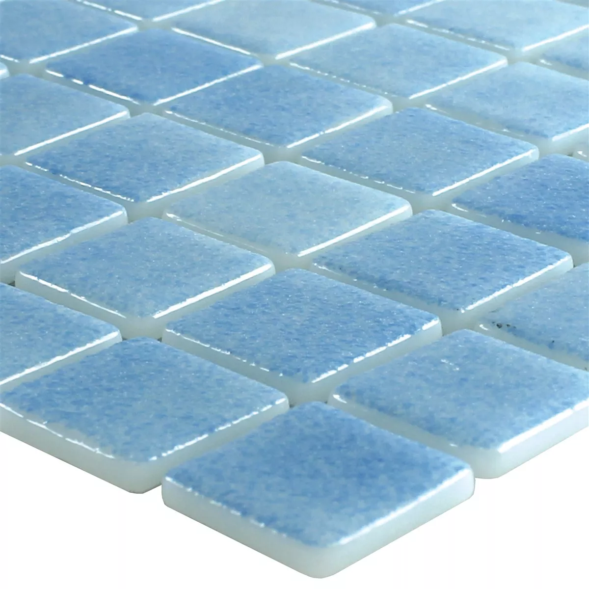 Светлосиньо