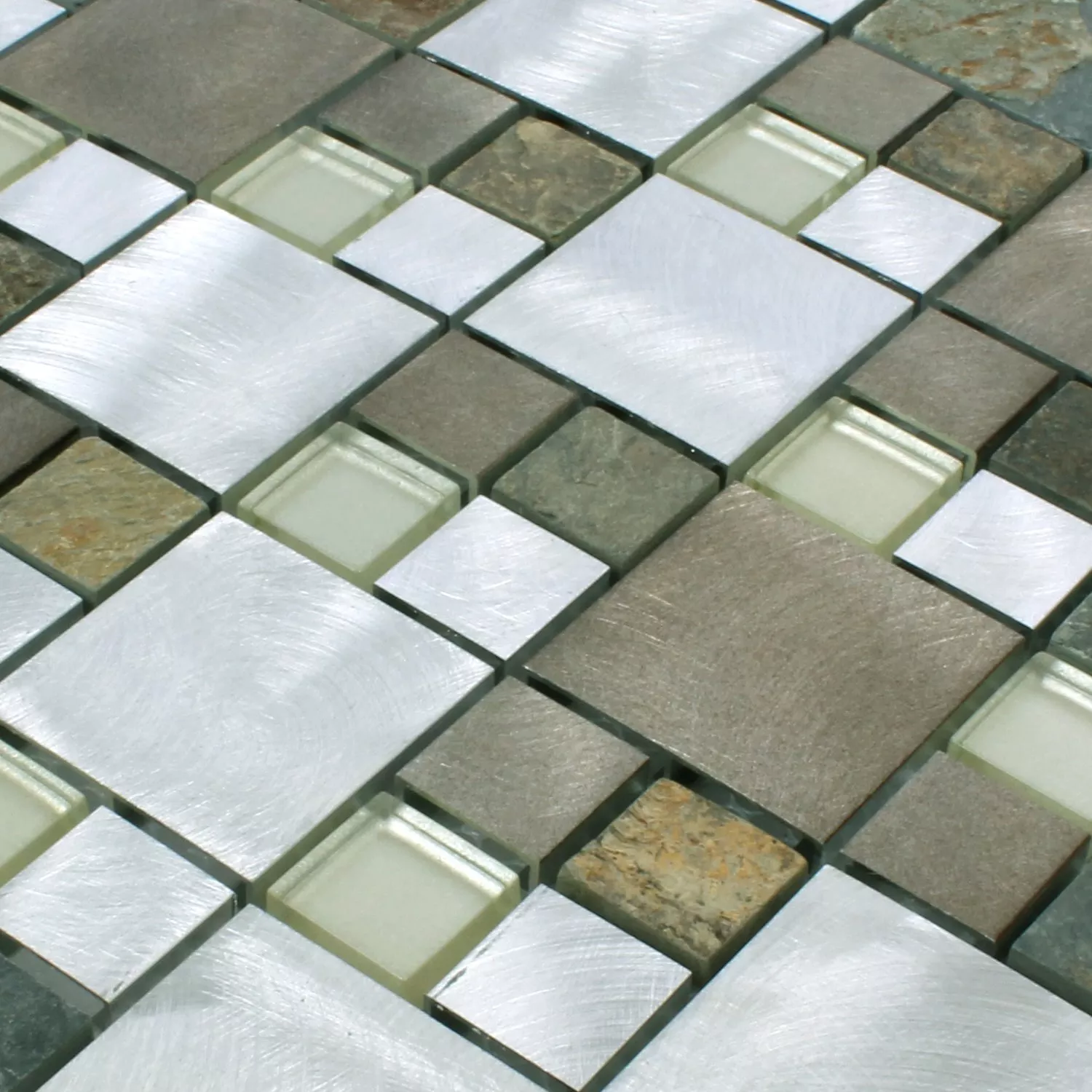 Mosaico Pietra Naturale Vetro Alluminio Banzai