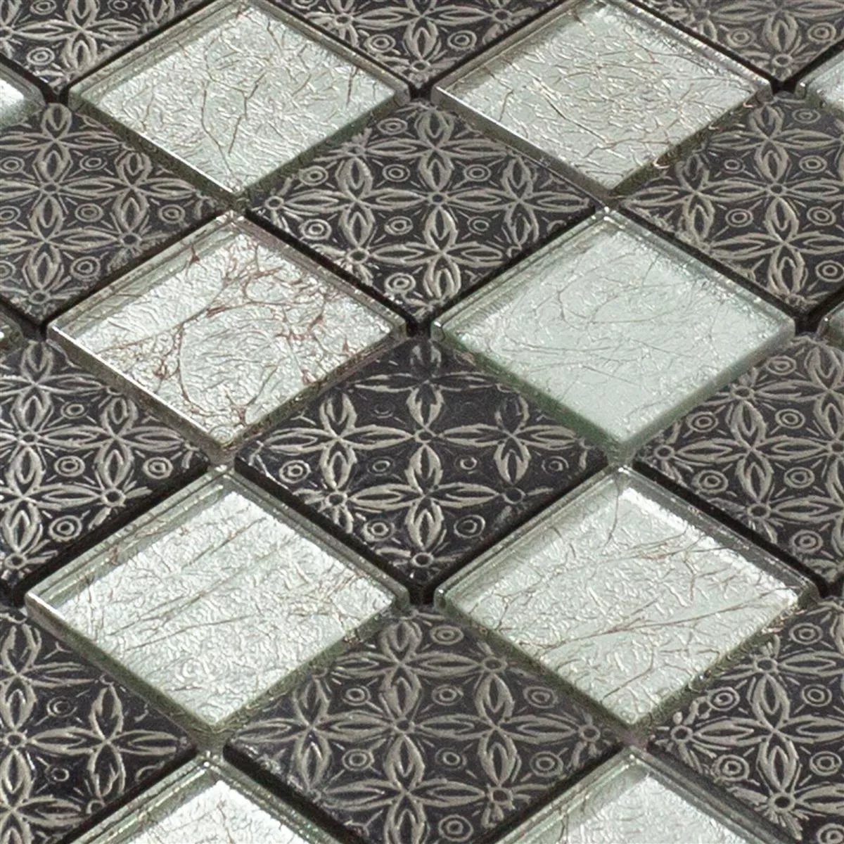 Mozaiki Szklana Płytki Bayford Ornament Srebrny Czarny