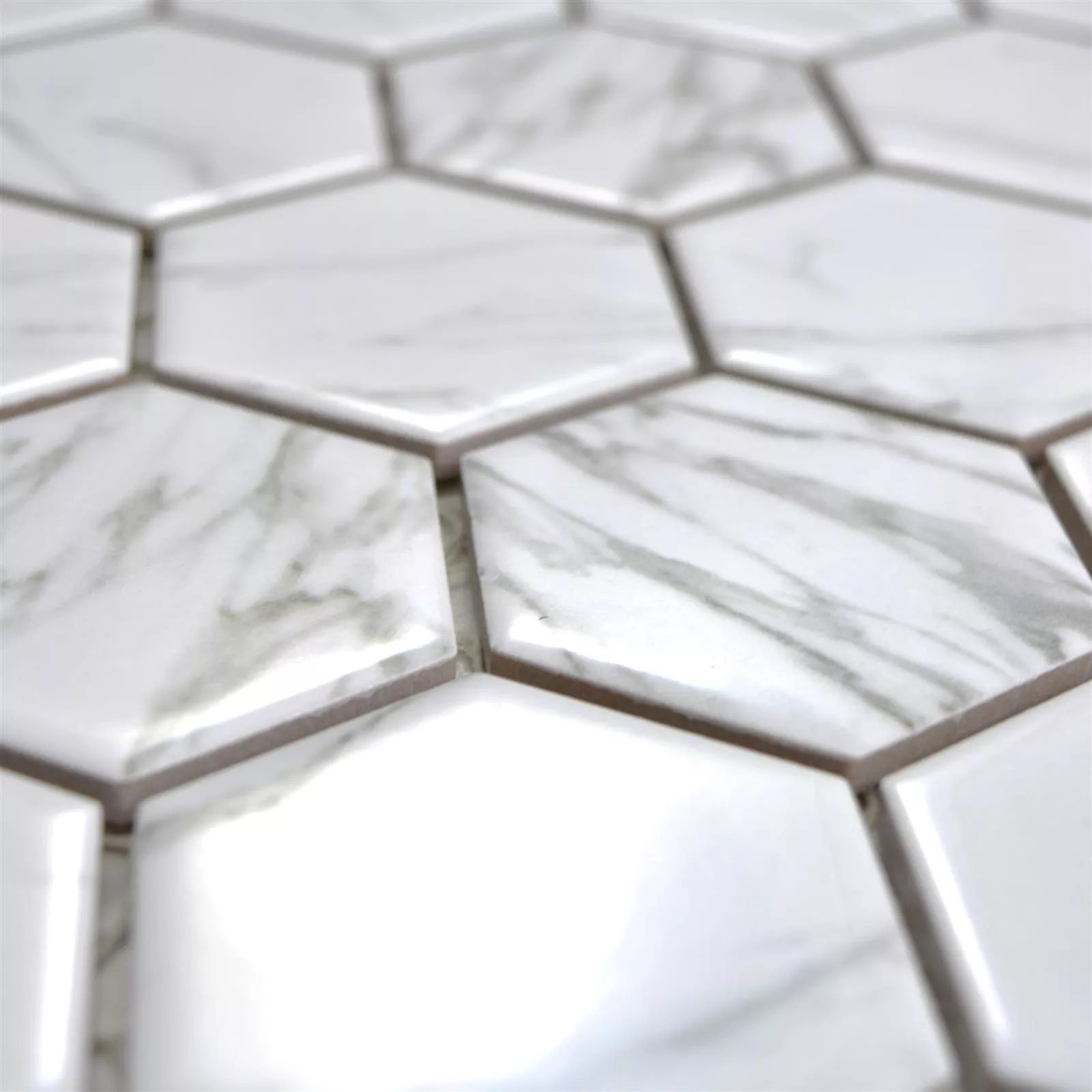 Muster von Keramikmosaik Mozart Hexagon Weiß Glänzend