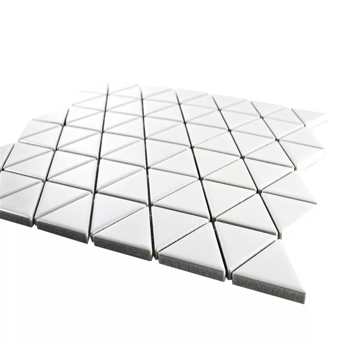 Πρότυπο από Kεραμικά Ψηφιδωτά Πλακάκια Arvada Tρίγωνο Ασπρο Παγωμένος
