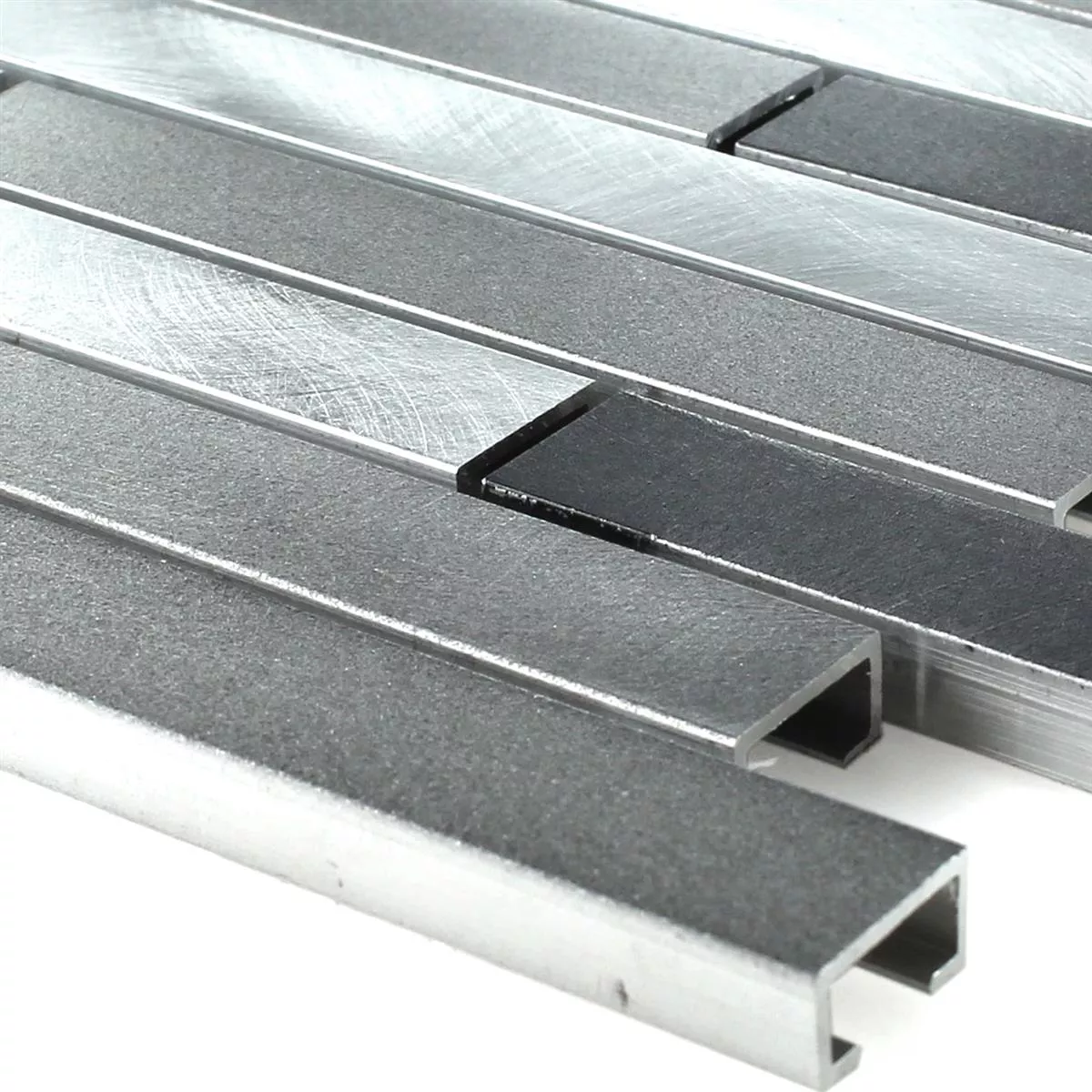 Mosaik Metall Aluminium Svart Silver Mix