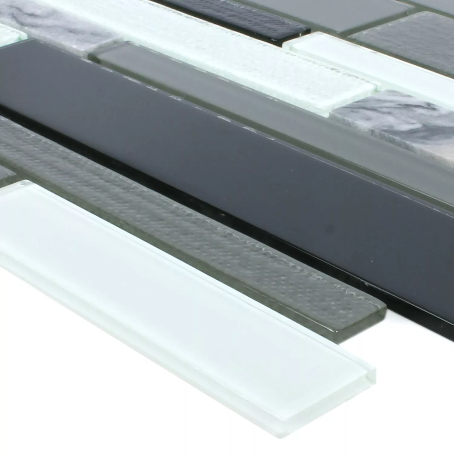 Mosaico Vetro Pietra Naturale Kalamos Nero Bianco Mosaico Vetro Pietra Naturale Kalamos Nero Bianco
