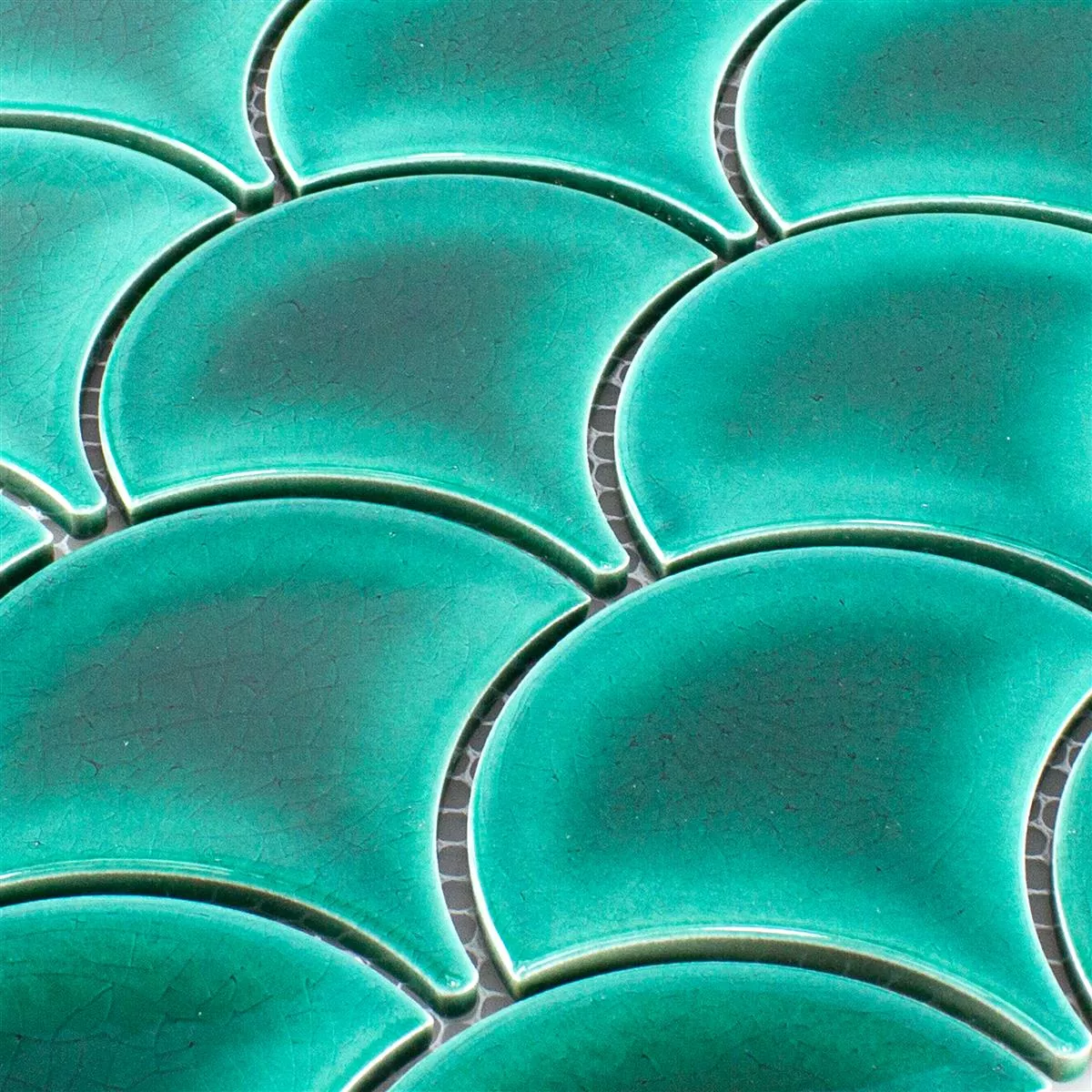 Muster von Keramik Mosaik Fliesen Newark Grün