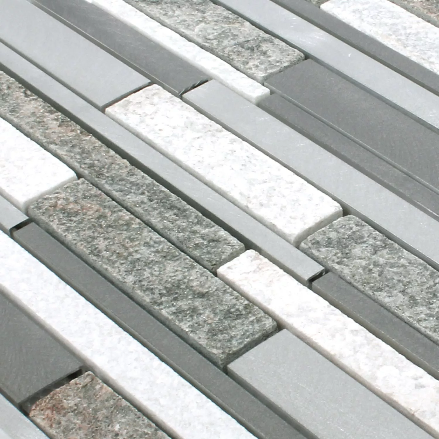 Mønster fra Mosaikkfliser Wolga Kvartsitt Aluminium Mix