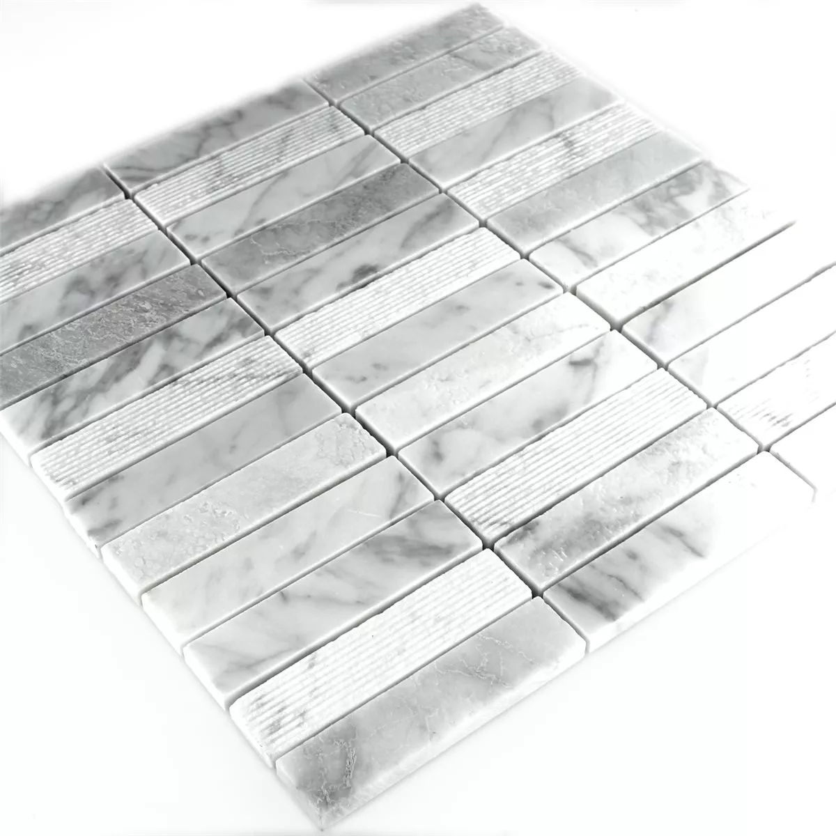 Muster von Mosaikfliesen Marmor Stäbchen Poliert Weiss