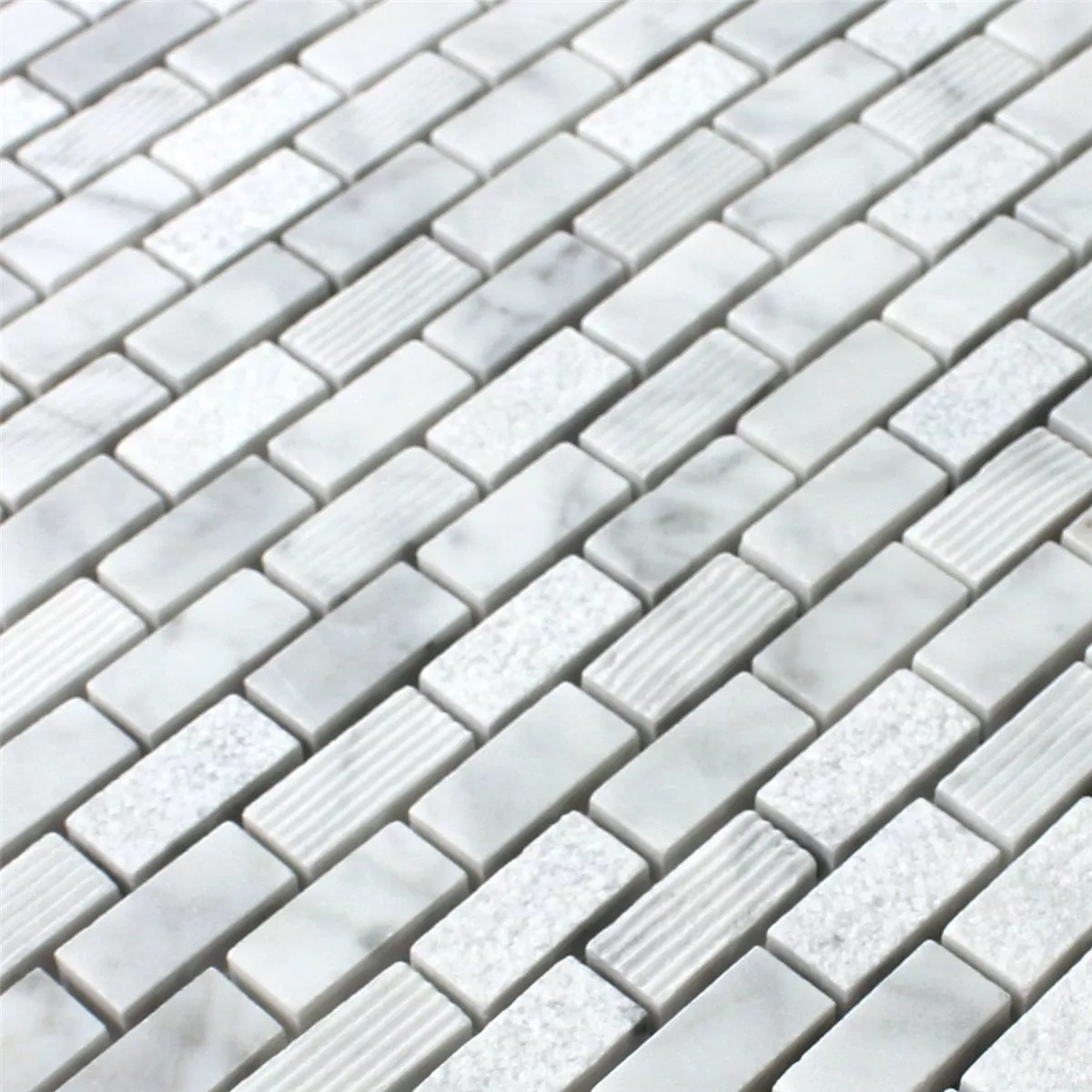 Azulejo Mosaico Pedra Natural Carrara Branco 15x30x8mm